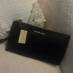 Michael Kors Zip Clutch